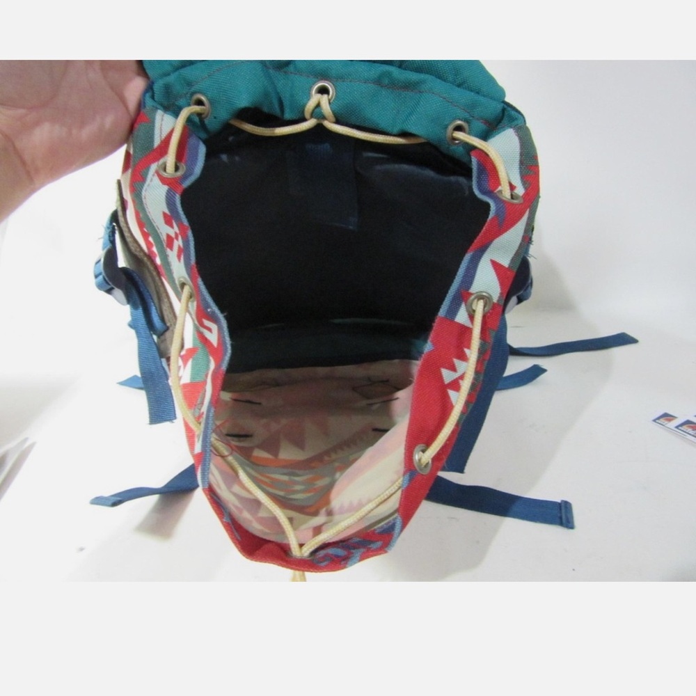 Poler Pendleton Backpack Green Red Aztec Geometri… - image 4